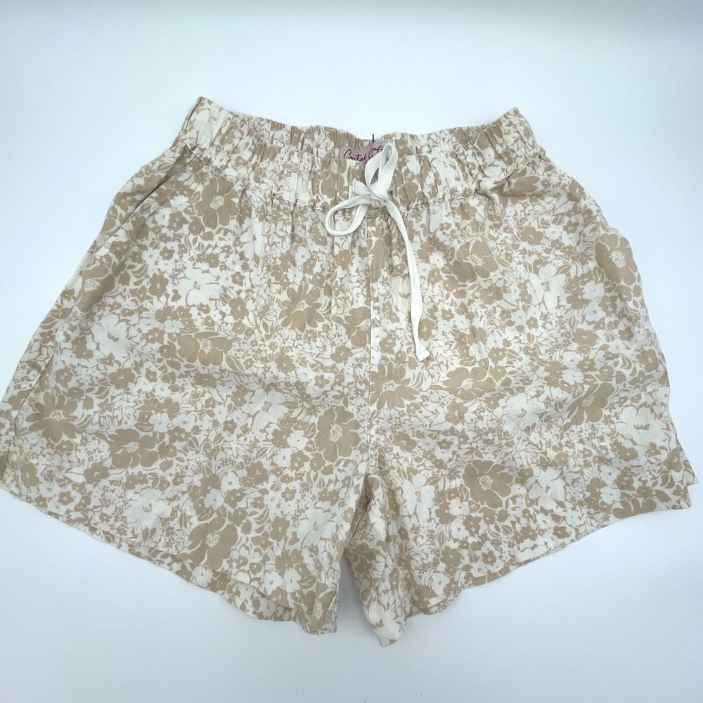 Coastal comfort natural Floral neutral tan Women's Linen Shorts elastic waist